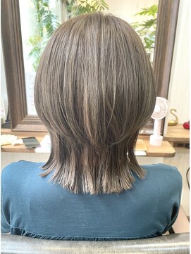 ギフト ヘアー サロン(gift hair salon) 【くびれウルフミディアムレイヤーグレージュ】原口健伸