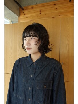 カフネ ジュントス ヨロ(Cafune' juntos YOLO) 顔まわりのレイヤーボブ×パーマ