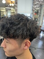 ヘアーメイク ロージー 北18条店(HAIR MAKE ROSY)&nbsp;波巻きツイストスパイラルパーマツーブロック刈り上げ