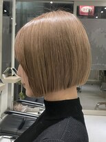 ヨロ 小岩(YOLO)&nbsp;ハイライトカラーミルクティーベージュケアブリーチダブルカラー