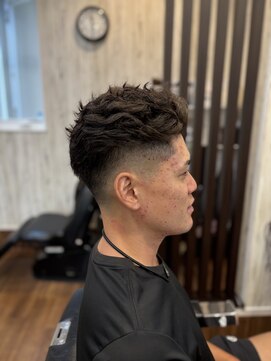 ライズヘアー(RISE HAIR) スキンフェード＋パーマ