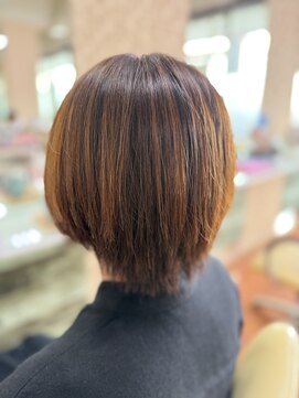 アークスヘアー 20代30代30代モカベージュナチュラル耳掛け乾かすだけ美肌