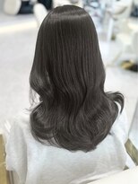 ラヴィ(Lavie)&nbsp;暗髪韓国ヘアーハッシュカットレイヤーカットハイライトカラー