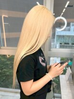 ジゼル 梅田(GiseL)&nbsp;ブリーチ ダブルカラー ハイライト ハイトーン 透明感 10代20代