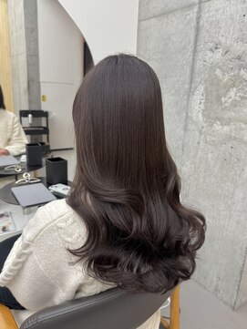 スト 静岡鷹匠(sto) 着物ヘア/ダークアッシュ/ミディアムレイヤーカット/静岡鷹匠