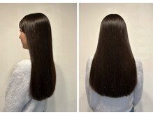 白髪染めによる頭皮ダメージを最小限に。保護オイルと低刺激薬剤で、将来の健やかな美髪を守り抜く。