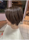 美シルエット上品ショート