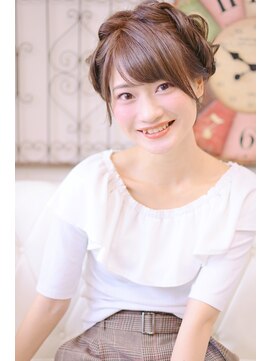 メイズ(MAZE) 【メイズ東中野・鍛原志行】ショートボブのふわふわ編み込み