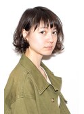 くしゃっと、やわらかい質感がかわいい、パーマスタイル。
