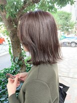 シェル 吉祥寺(shell)&nbsp;パールアッシュ☆外ハネ切りっぱなしボブ