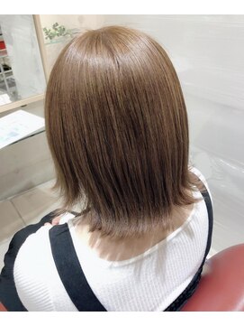 エム インターナショナル 春日部本店(EMU international) 明るめグレージュカラー