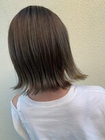 トップスタイル リッチ&nbsp;切りっぱなしボブ　ハイライト　グレージュカラー