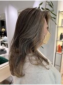 白髪を活かしたグラデーションハイライト グレージュ 白髪ぼかし