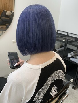 ドットハリス(.Hallis) ハイトーン/ネイビーブルー/ボブ/髪質改善