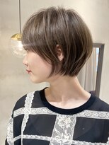 小顔に見せるヘア/ネビージュ/ショートヘア/ショートカット