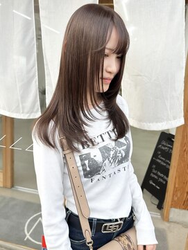 オー(OOO) 顔まわりレイヤー×柔らかブラウン