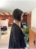 ぷつっと顎上　大人 bob