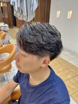 クオリス 上板橋店(QUALIS)&nbsp;爽やかフェザーパーマ◎短髪ツーブロックビジネス