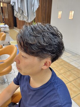 クオリス 上板橋店(QUALIS) 爽やかフェザーパーマ◎短髪ツーブロックビジネス