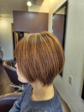 ヘアメイク ビス(Hair Make Bis.) ショートボブ