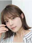 表参道白髪ぼかしハイライトミディアムボブアッシュグレー30代
