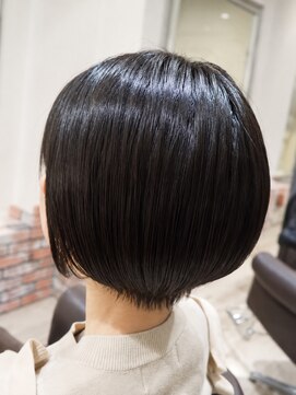 ルシードスタイル クリザンテーム 上品ボブ
