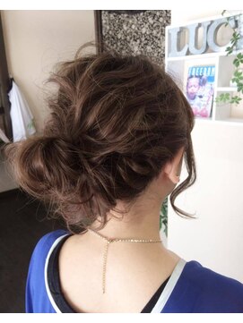 ヘアーデザイン ルシア(Hair Design Lucia) お呼ばれミディアムアレンジ