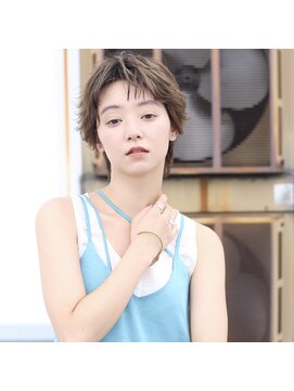 ヘアー アイス ルーチェ(HAIR ICI LUCE) ショート ウルフ カジュアル