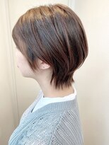 ステア ケース(stair case)&nbsp;【大人かわいい ツヤ髪】レイヤー 耳かけ ウルフショート 