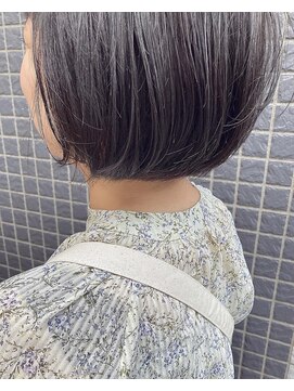 ロカ(roka) ミニボブとラベンダーベージュ　ラベンダーアッシュ