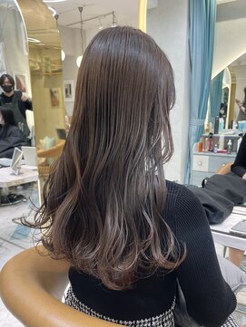 ロンドプランタン 恵比寿(Lond Printemps) ゆるっと巻きやすいロングレイヤー　透明感グレージュカラー