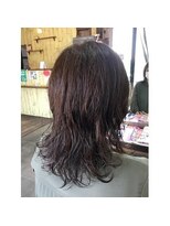 ビューティアンドスパ ガガ(GAGA)&nbsp;ウルフカット、パーマアレンジ