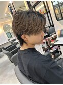 センターパートウルフ束感マッシュツーブロック