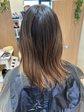 エル バイ ファースト(L by first) 【L by first】裾カラーピンク