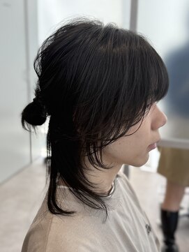 ジーナ 天神(Zina) ハーフアップ/ミディアムウルフ