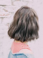 エンネ(enne)&nbsp;enne/ハイトーンボブ/透明感カラー