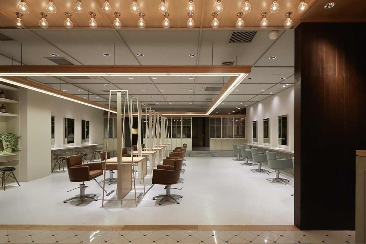 サーカス バイ ビュートリアム 青山(CIRCUS by BEAUTRIUM