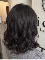 イル(iru)&nbsp;暗髪/ボブ/艶髪