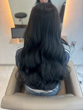 ジーナ  札幌大通(Zina) 美髪＊コリアンブルーブラック＊髪質改善TR＊Zina札幌大通