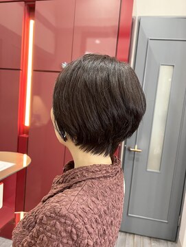 ラルーチェ ラスパ御嵩店(La Luce) 美シルエットショート