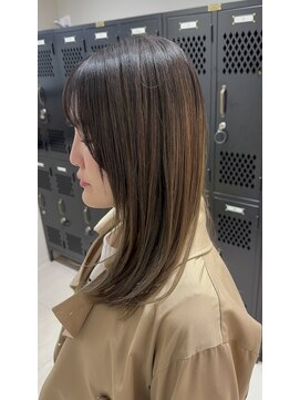 ロウ 町田(ROW) 大人かわいいくびれミディラベンダーインナーカラー