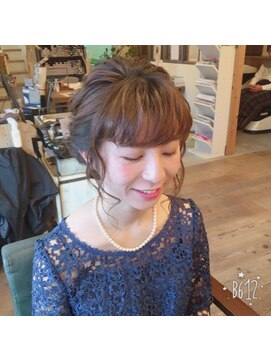 アン アミゥ(Un amiw.) ヘアアレンジ