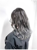 グラデーションシルバー［高田馬場/髪質改善/グラデーション］