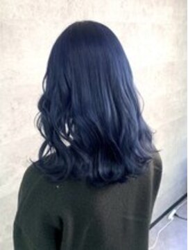 ディア(.eer) 【.eer/ディア】ちょっぴり大人ネイビーブルー＜心斎橋＞