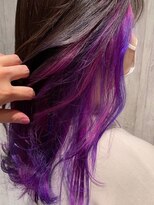 アクシー ヘアーアンドメイク(AXY HAIR&MAKE)&nbsp;斜めバンクグレージュカラーデザインカラーシルキーベージュ