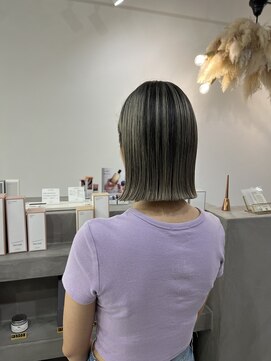 ラボリア(LABO li'a) 切りっぱなしボブ