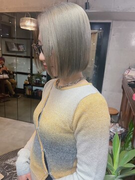 ビートス(BEAT S) 【BEAT S】ダブルカラー/シルバーベージュ/ブロンドヘア