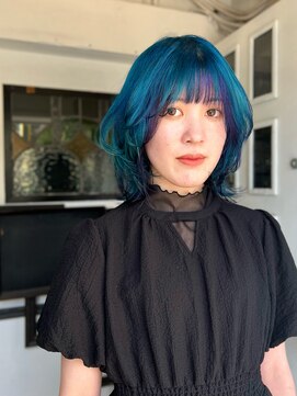 ラクレ(d.la cle) 個性派ターコイズとインナーパープルとウルフ【ラクレ/西大分】