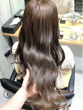 ディーエックス ウエスト(Dxxxx WEST) アッシュグレージュ韓国/顔周り/レイヤーカット/イルミナカラー