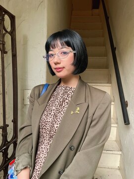 ルイス(LEWES) 透明感たっぷりブルーブラック